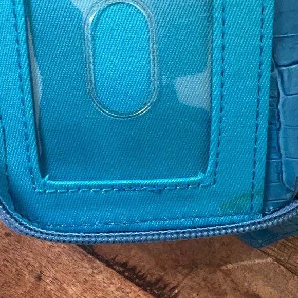 FREE Samantha HSN Travel Wallet/Cross Body Turquoise Blue Faux Croco RFID Block - Picture 7 of 10